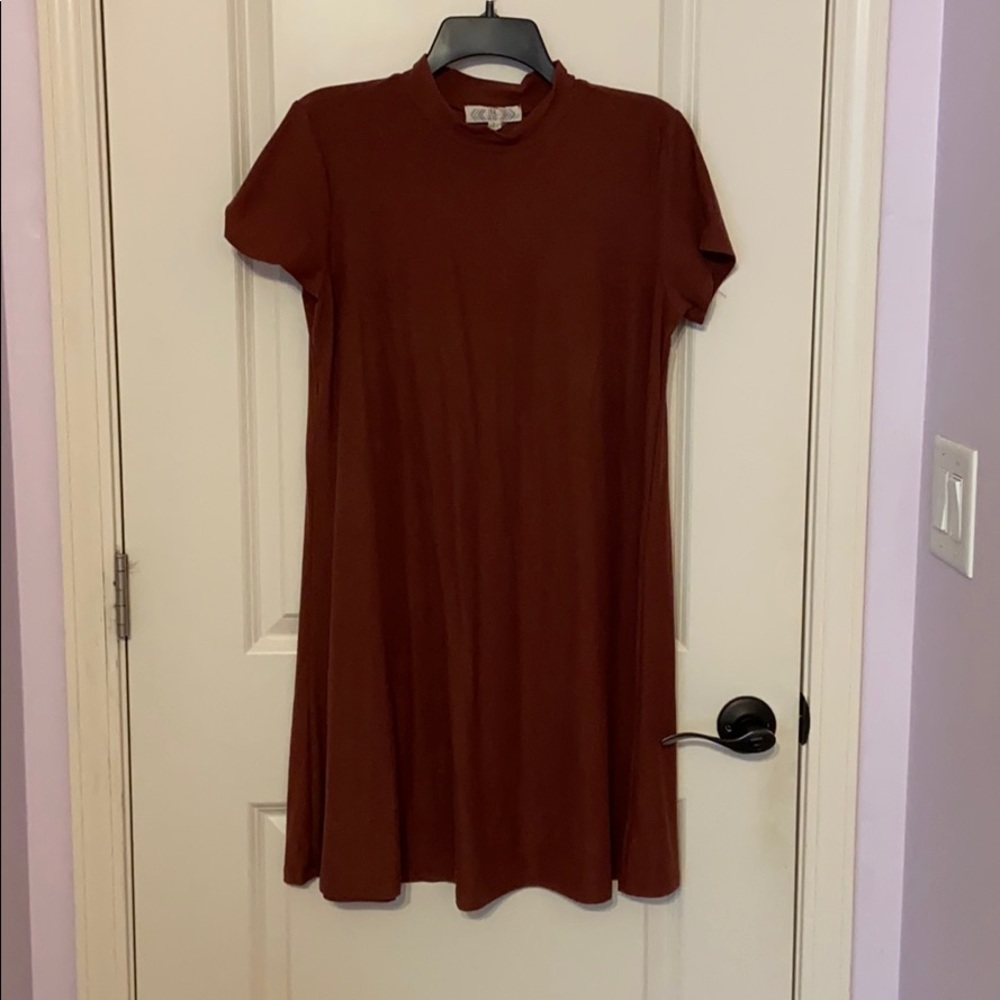maroon dress
